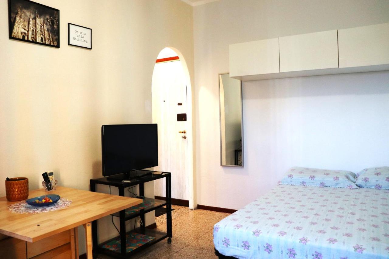 * La Casa Di Arti * 25 Min Dal Duomo Apartment Milan Bagian luar foto